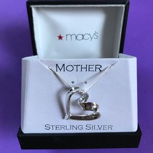 Engraved 925 Sterling Silver Necklace for A Mother